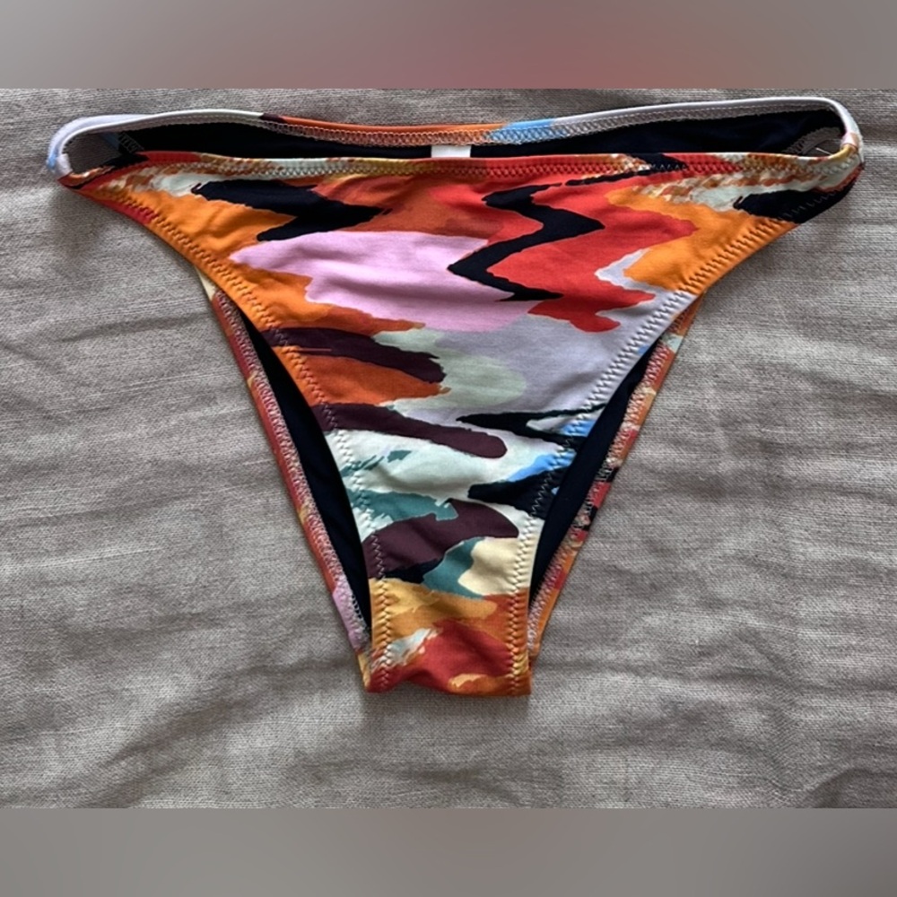 SOLID & STRIPED Bikini Bottom